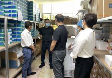 徐阳市长督导我院疫情防控应急物资保障工作